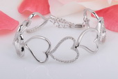 SSB021 Designer Inspired Linked Heart Bracelet in Sterling Silver