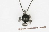 thpd061 contemporary styled  9-10mm  Round tahitian Pearl Pendant