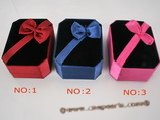 box032 20pcs Three colors Velvet Square  trinket boxs wholesale