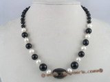 gsn024 12mm  round onyx alternat with potato pearl necklace