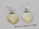 se017 18*30mm nature color oval sea shell dangle earrings with 925 silver hook