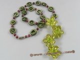 ZN048 Wine red seed pearl& shell necklace with green layer flower zircon pendant